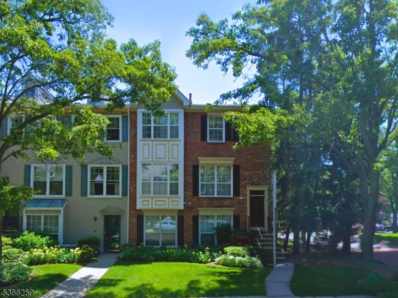 68 Boston St, Newark City, NJ 07103
