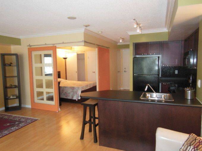 Toronto C08, ON M5B 2R9,75 Dalhousie ST #209