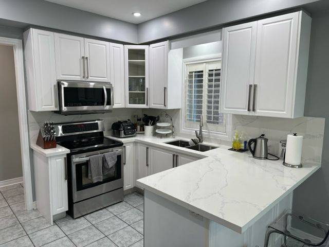 Brampton, ON L6Z 4V1,5 Hillpath CRES
