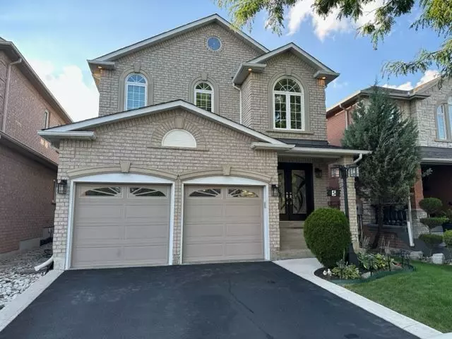Brampton, ON L6Z 4V1,5 Hillpath CRES