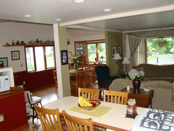 Hopatcong Boro, NJ 07821,13 Alexandria Ave