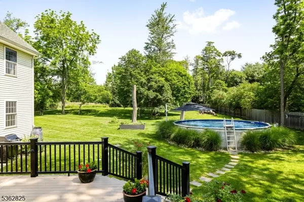 Hopewell Twp., NJ 08534,25 Orchard Ave