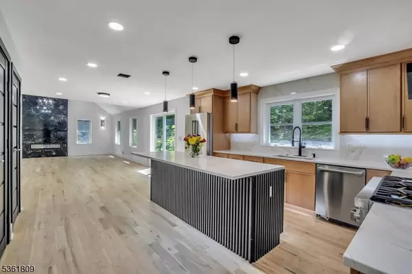 23 Meadow Ln, Sparta Twp., NJ 07871
