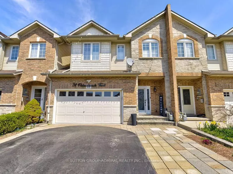 31 Palacebeach TRL, Hamilton, ON L8E 0B9