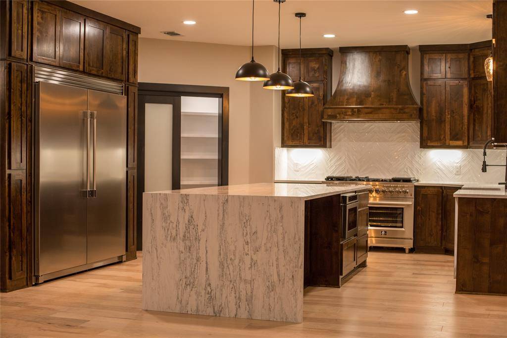 Granbury, TX 76049,5300 Little Road