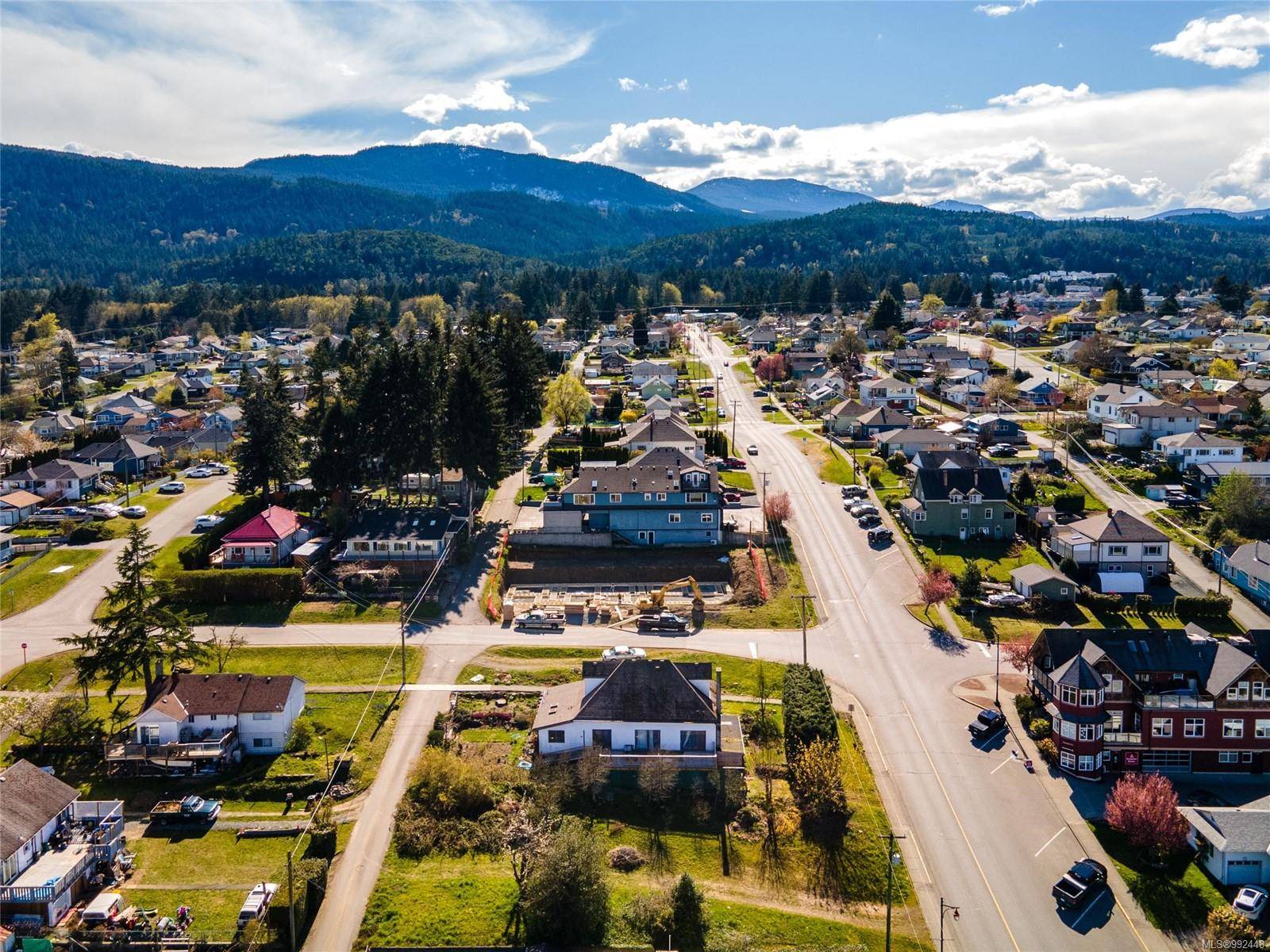 Ladysmith, BC V9G 1C6,125 Roberts St