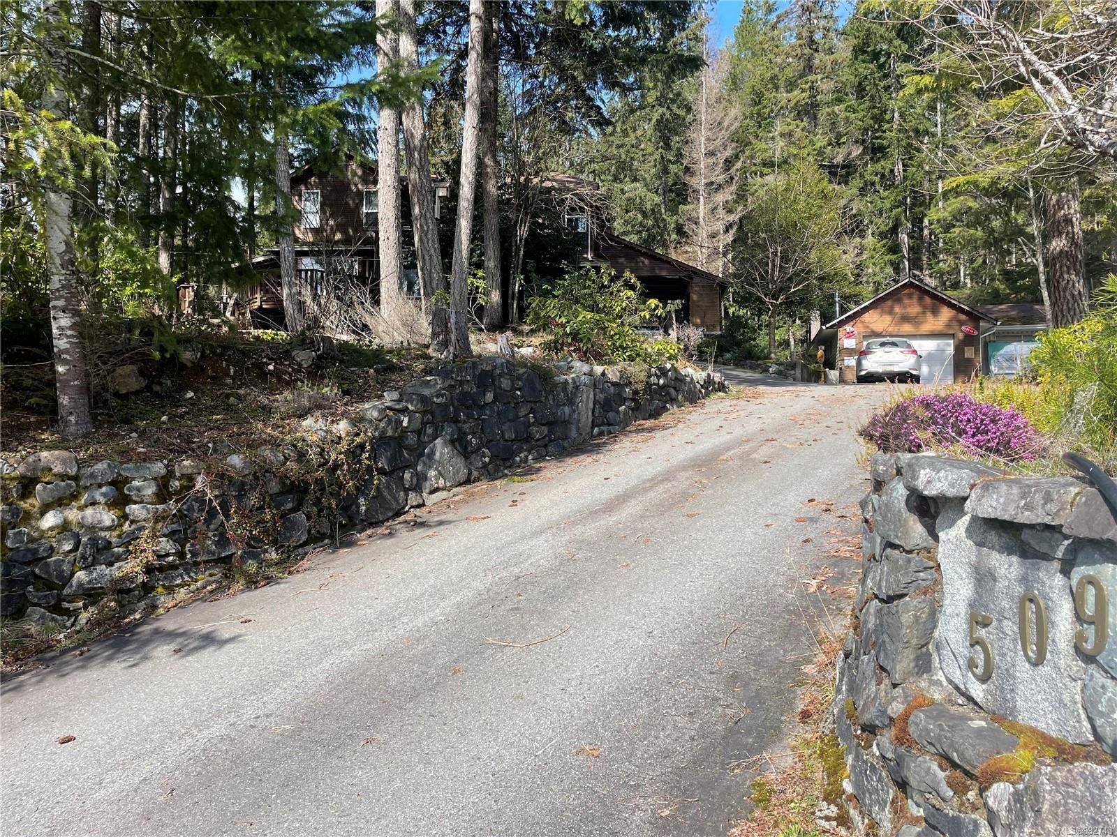 Gold River, BC V0P 1G0,509 Burman Crt