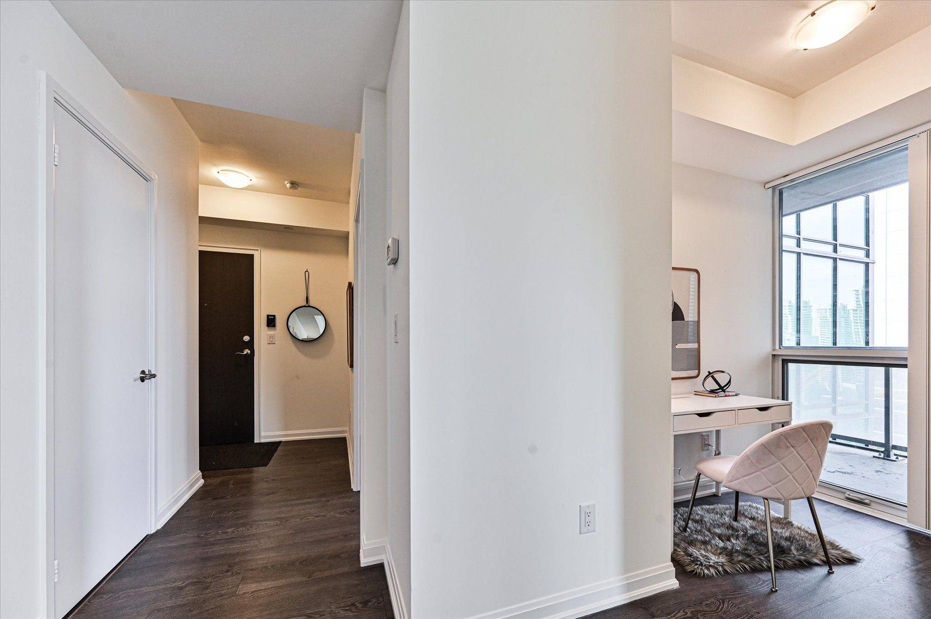 Toronto C07, ON M2N 0H4,11 Bogert AVE #1808