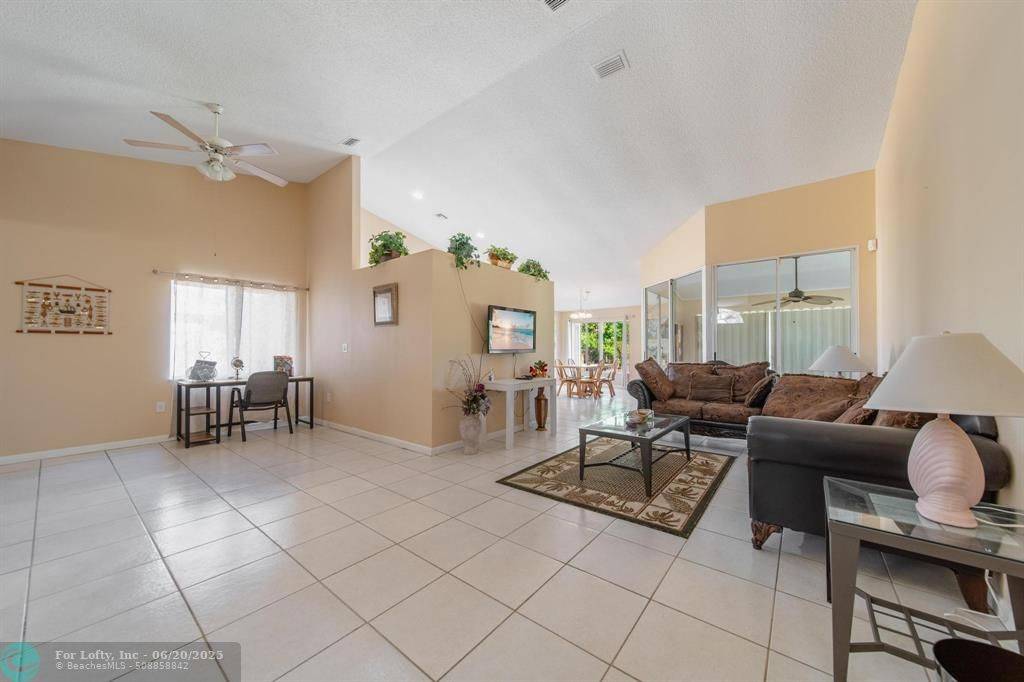 Port Charlotte, FL 33952,[StreetName,UnitNumber,StreetNumber,StreetDirPrefix]