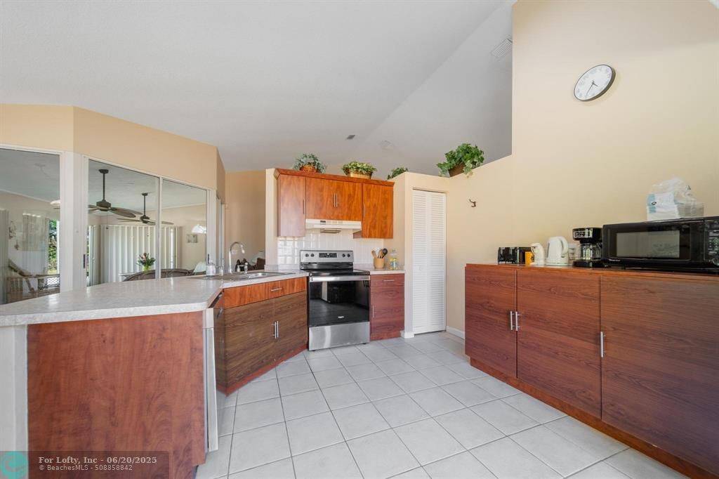 Port Charlotte, FL 33952,[StreetName,UnitNumber,StreetNumber,StreetDirPrefix]