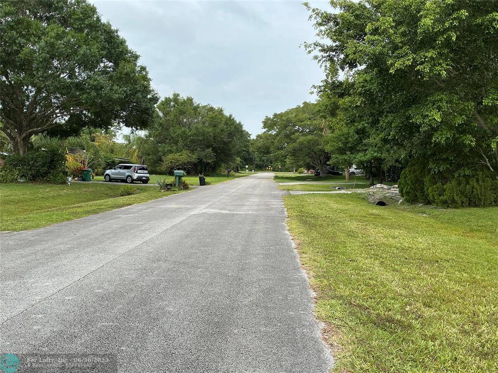 Fort Pierce, FL 34951,7904 Lockwood Dr