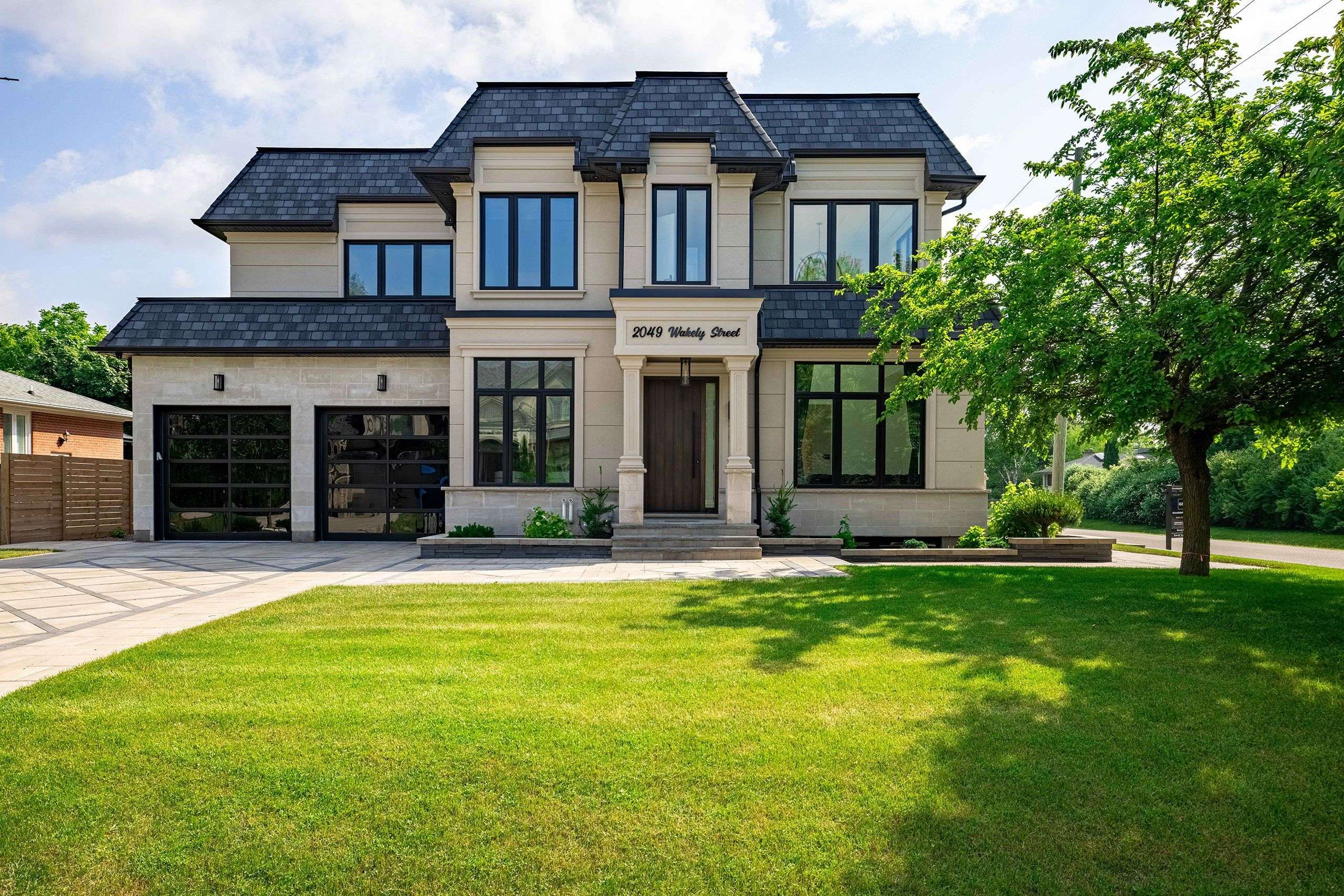 2049 Wakely ST, Oakville, ON L6L 2K3