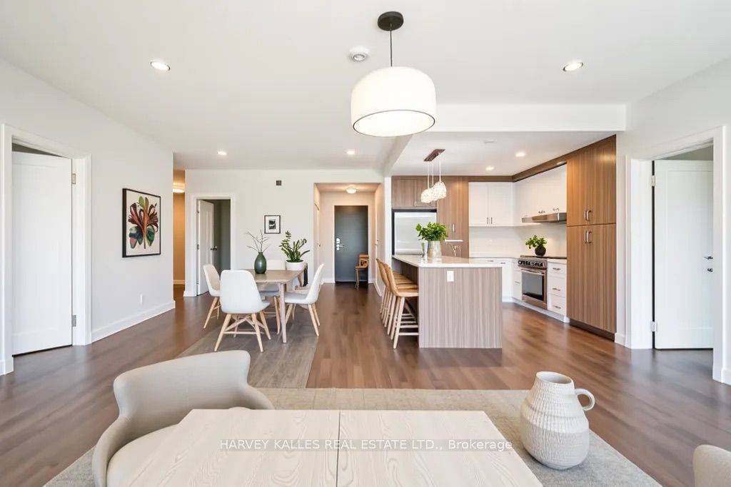 Mississauga, ON L5J 0B1,1575 Lakeshore RD W #366