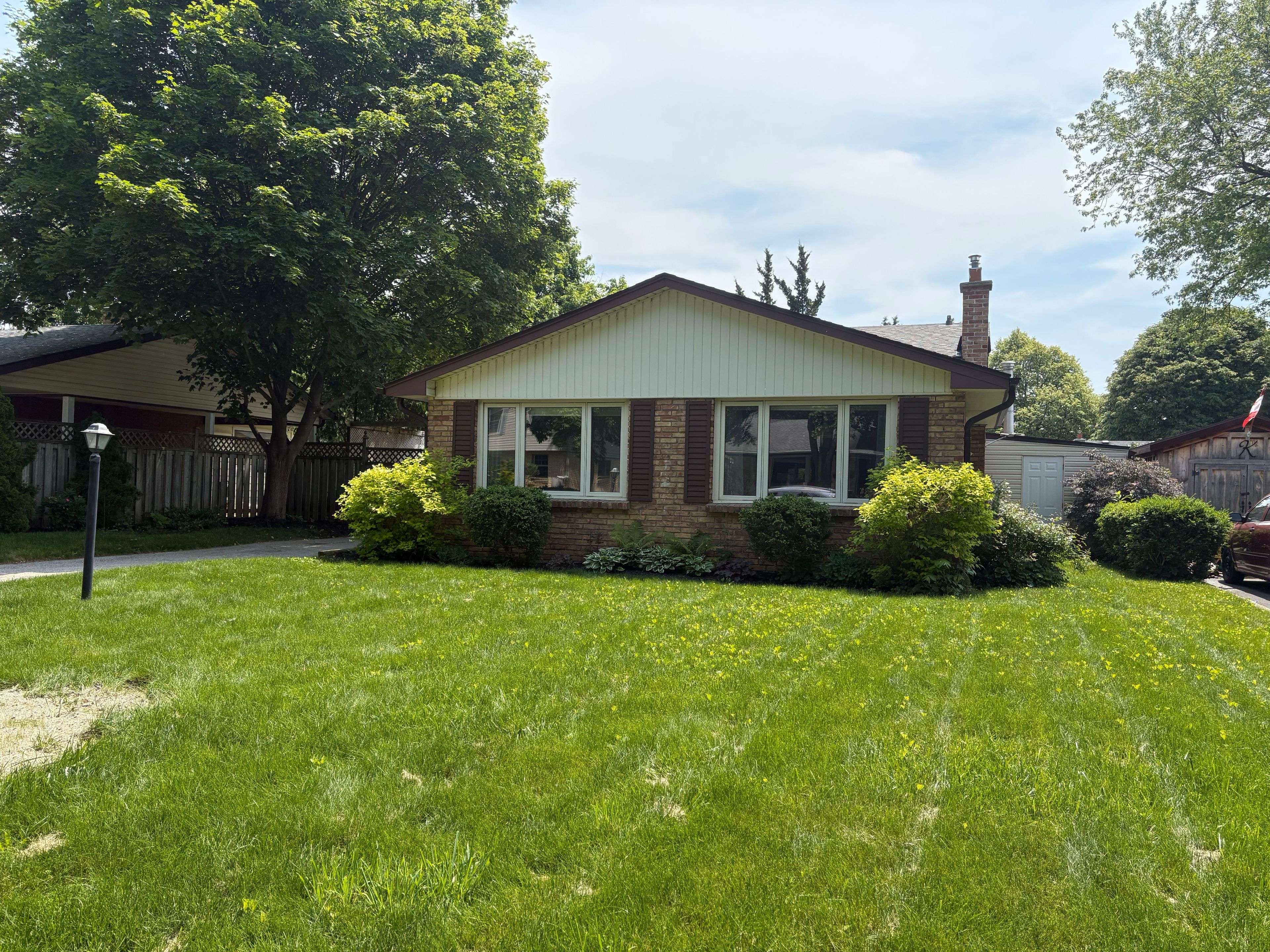 44 TWEED CRES, London North, ON N5X 1Z4