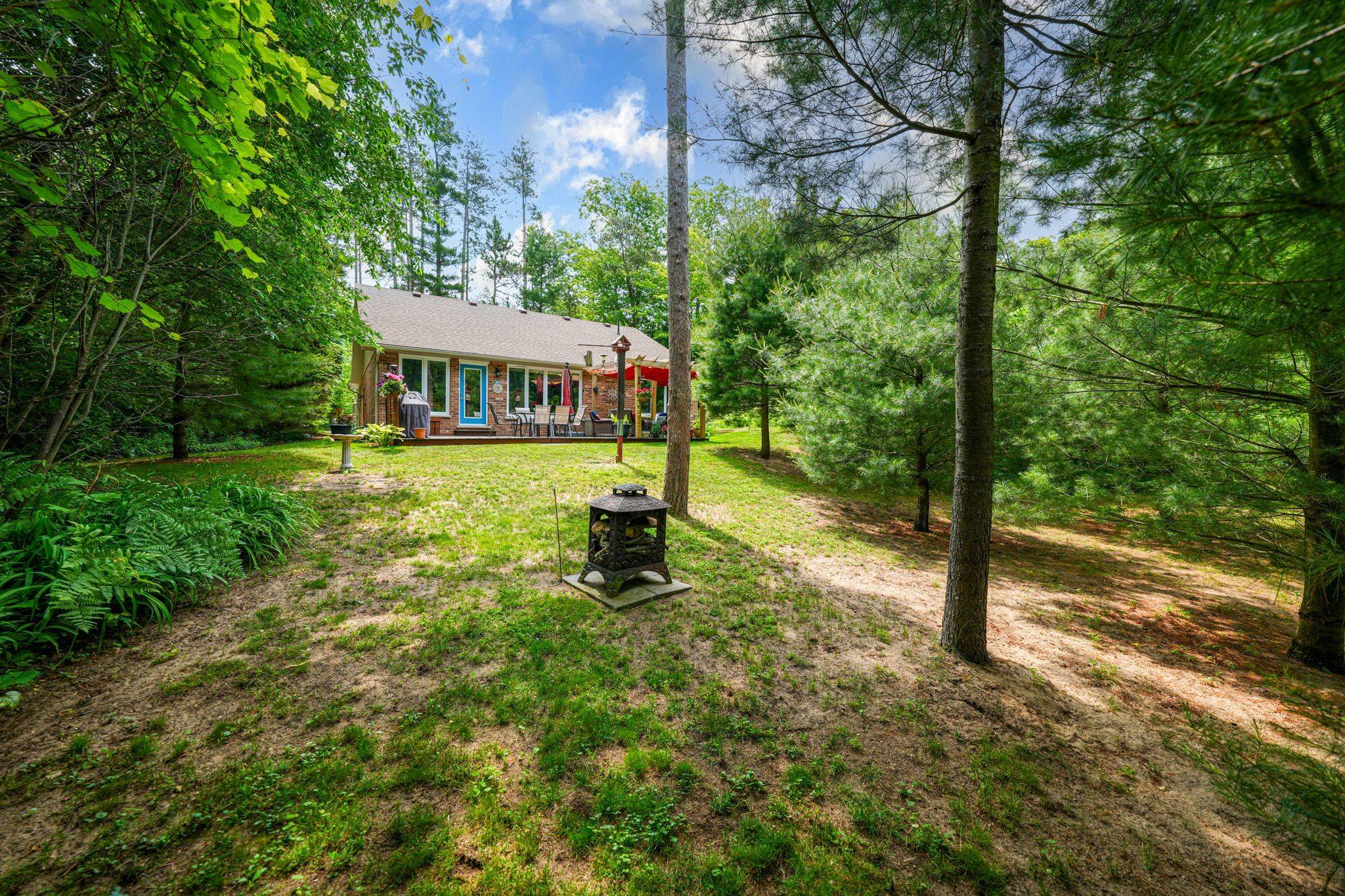 Lambton Shores, ON N0M 1T0,9940 Old River RD