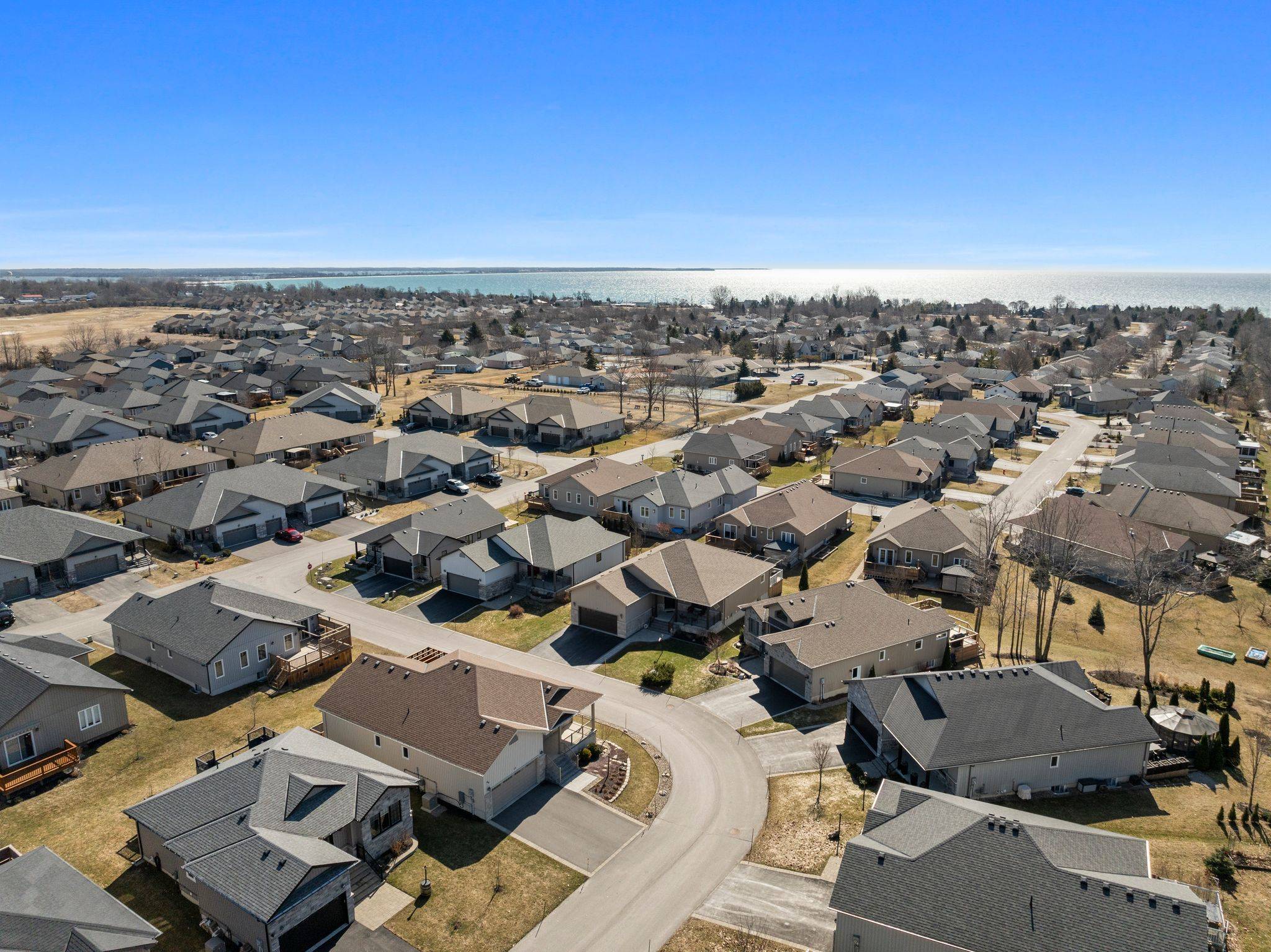 Prince Edward County, ON K0K 3L0,5 Conger DR