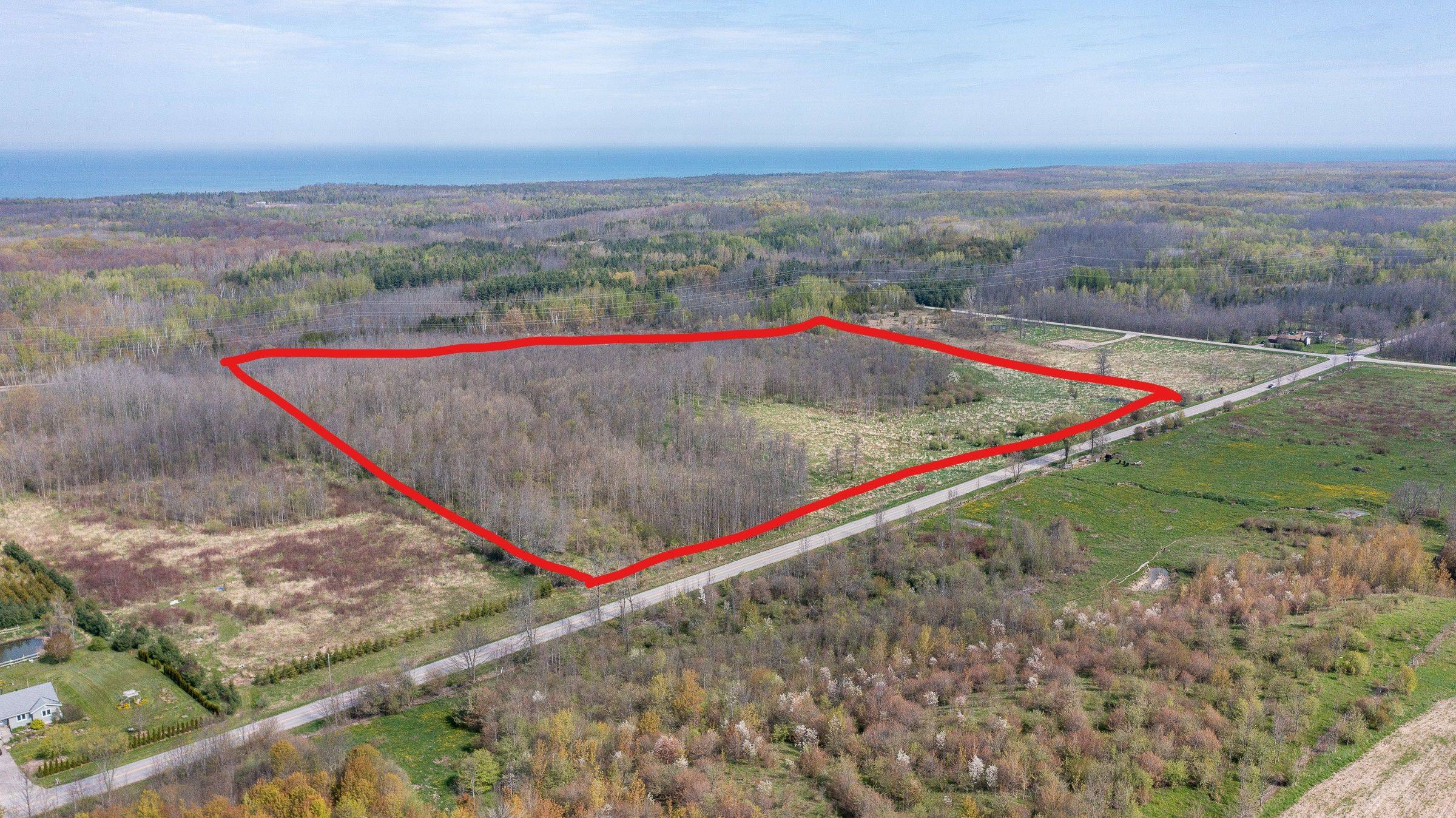 Na Bruce Rd 33 RD, Kincardine, ON N0H 2C5