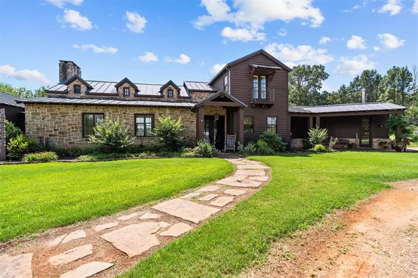 Mineola, TX 75765,1002 7892 CROSS PINES #7892 2