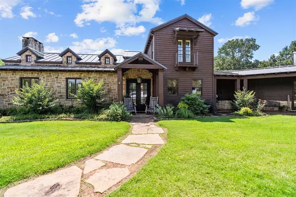 Mineola, TX 75765,1002 7892 CROSS PINES #7892 2