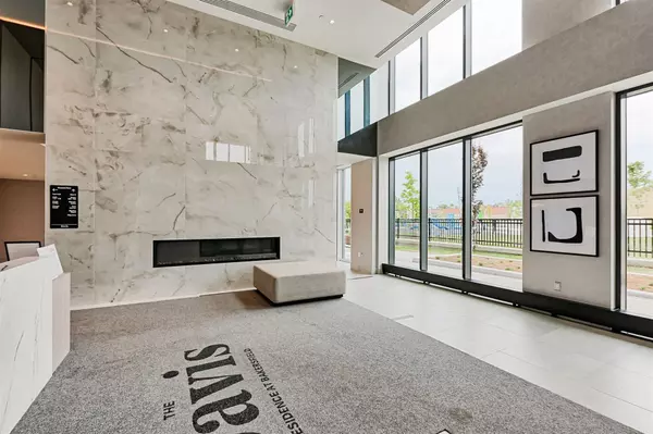 Newmarket, ON L3Y 0G7,185 deerfield RD #1210