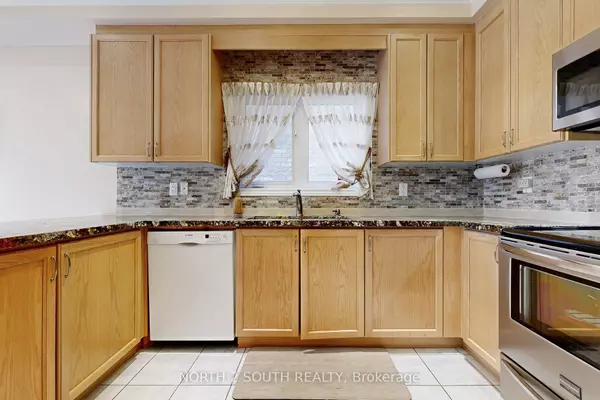 Vaughan, ON L6A 0T1,77 Mahogany Forest DR