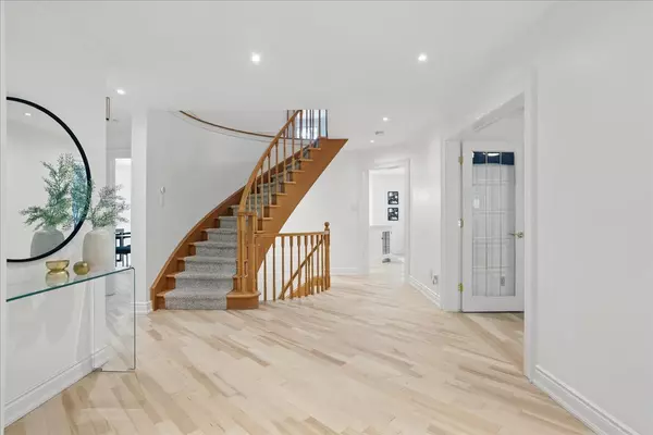 Mississauga, ON L5J 4R8,1713 Pengilley PL