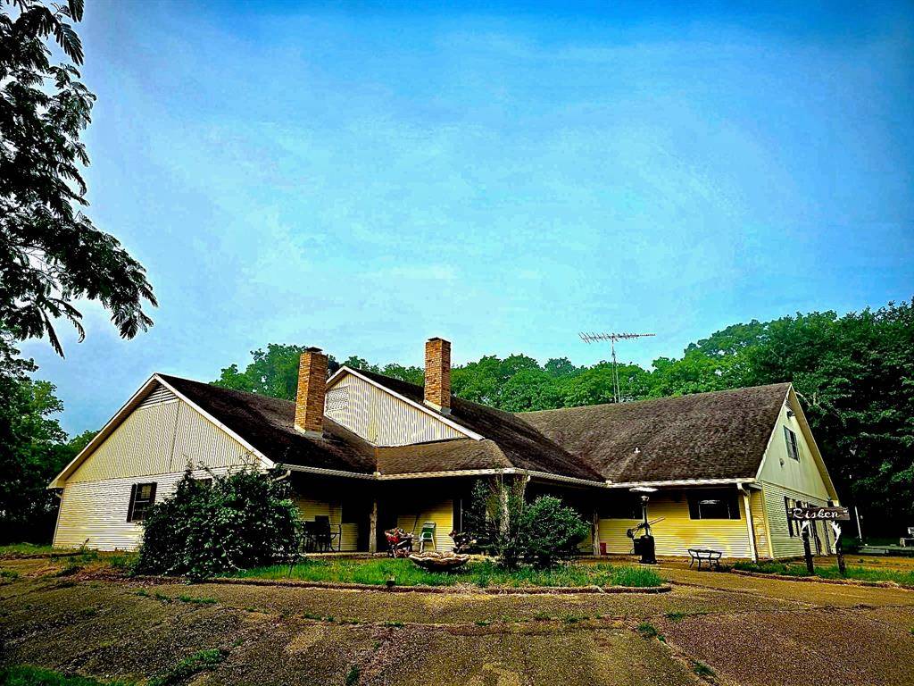 180 FCR 797, Donie, TX 75838