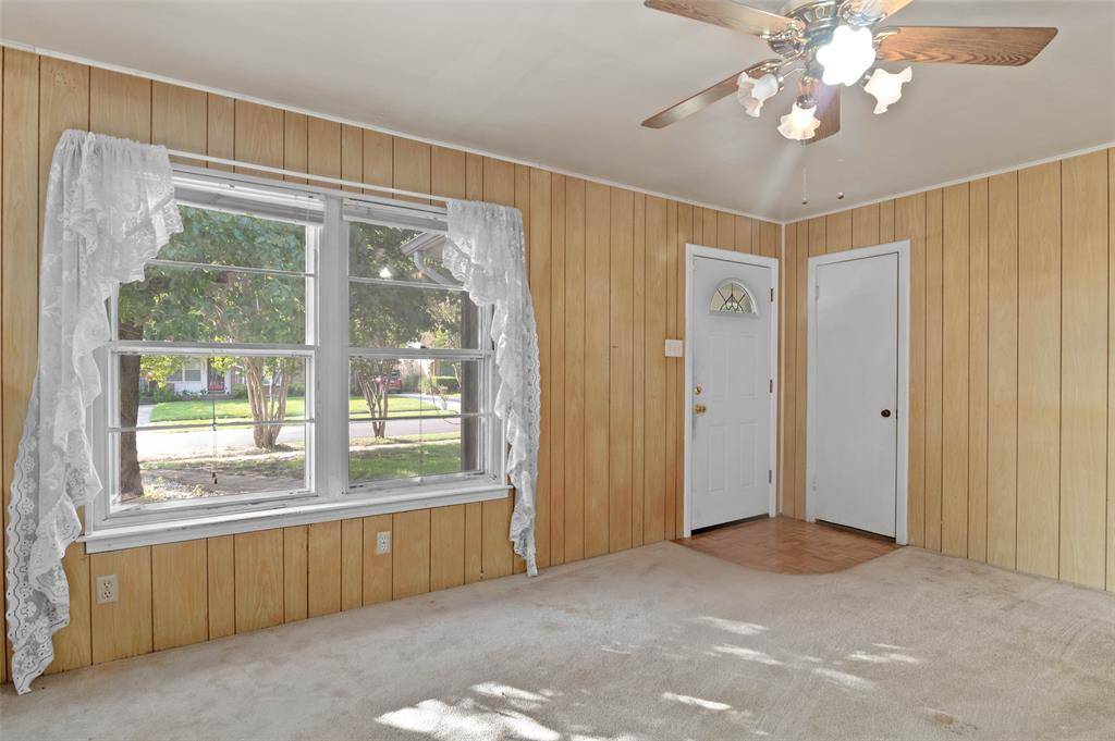 Dallas, TX 75228,10230 Kilkenny Place