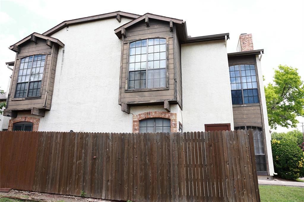 Duncanville, TX 75116,611 Oriole Boulevard #1404