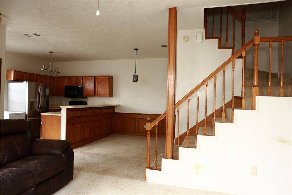 Duncanville, TX 75116,611 Oriole Boulevard #1404