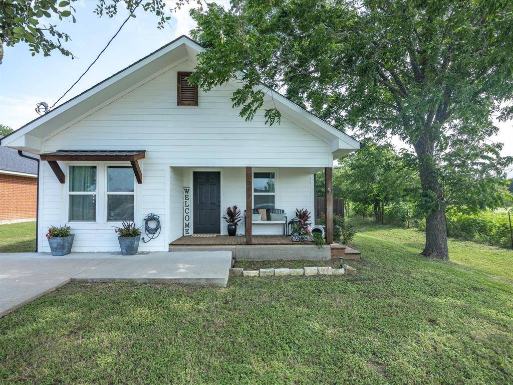 309 E 3rd Street, Maypearl, TX 76064