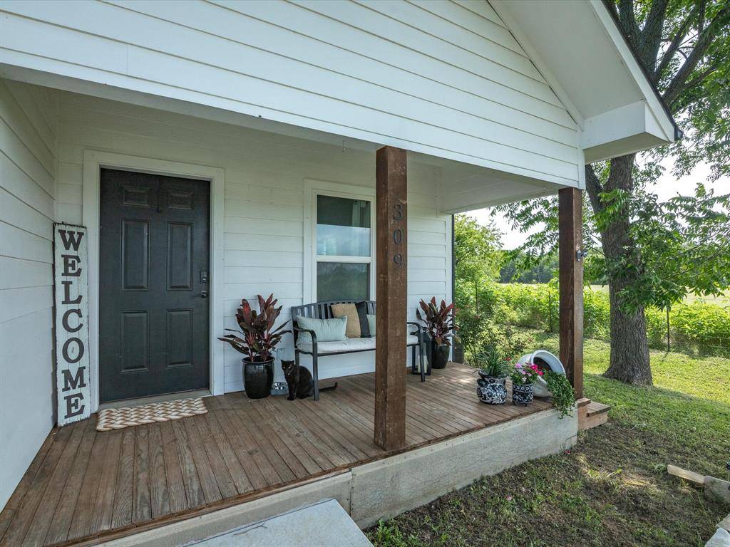 Maypearl, TX 76064,309 E 3rd Street