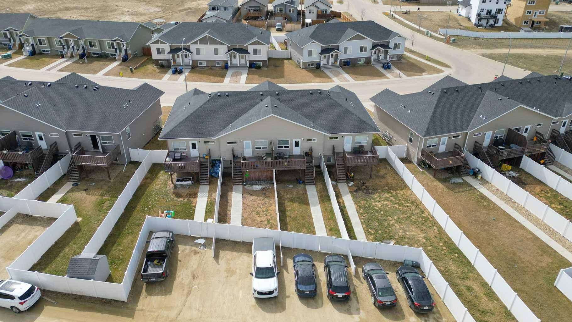 Blackfalds, AB T4M 0N4,22-34 ATHENS RD