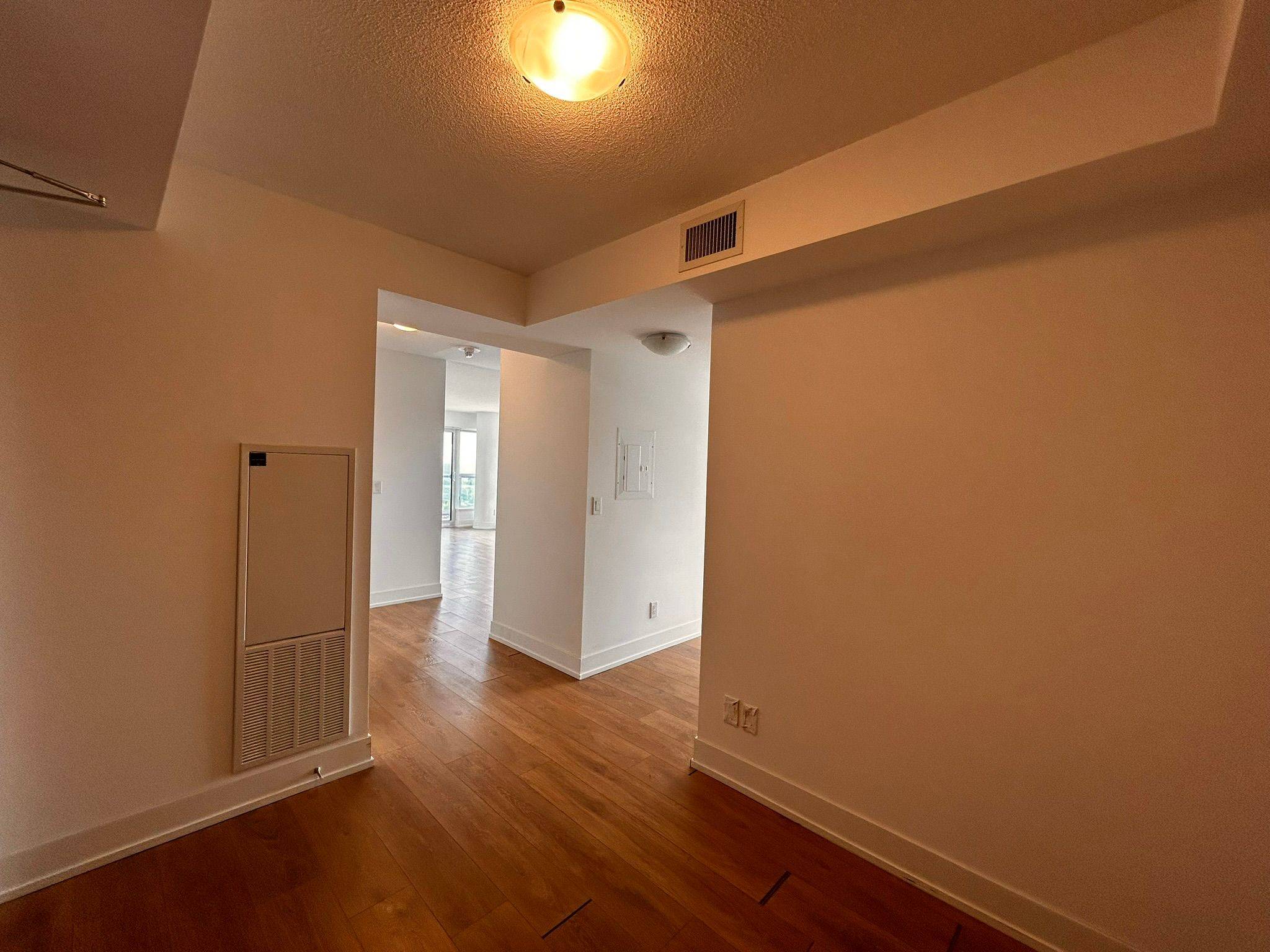 Pickering, ON L1W 0B6,1255 Bayly ST #2007
