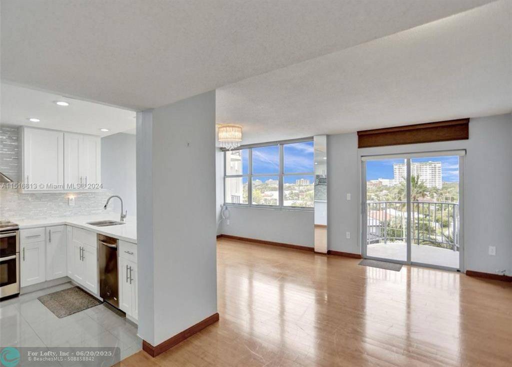 11930 N Bayshore Dr  #601, North Miami, FL 33181