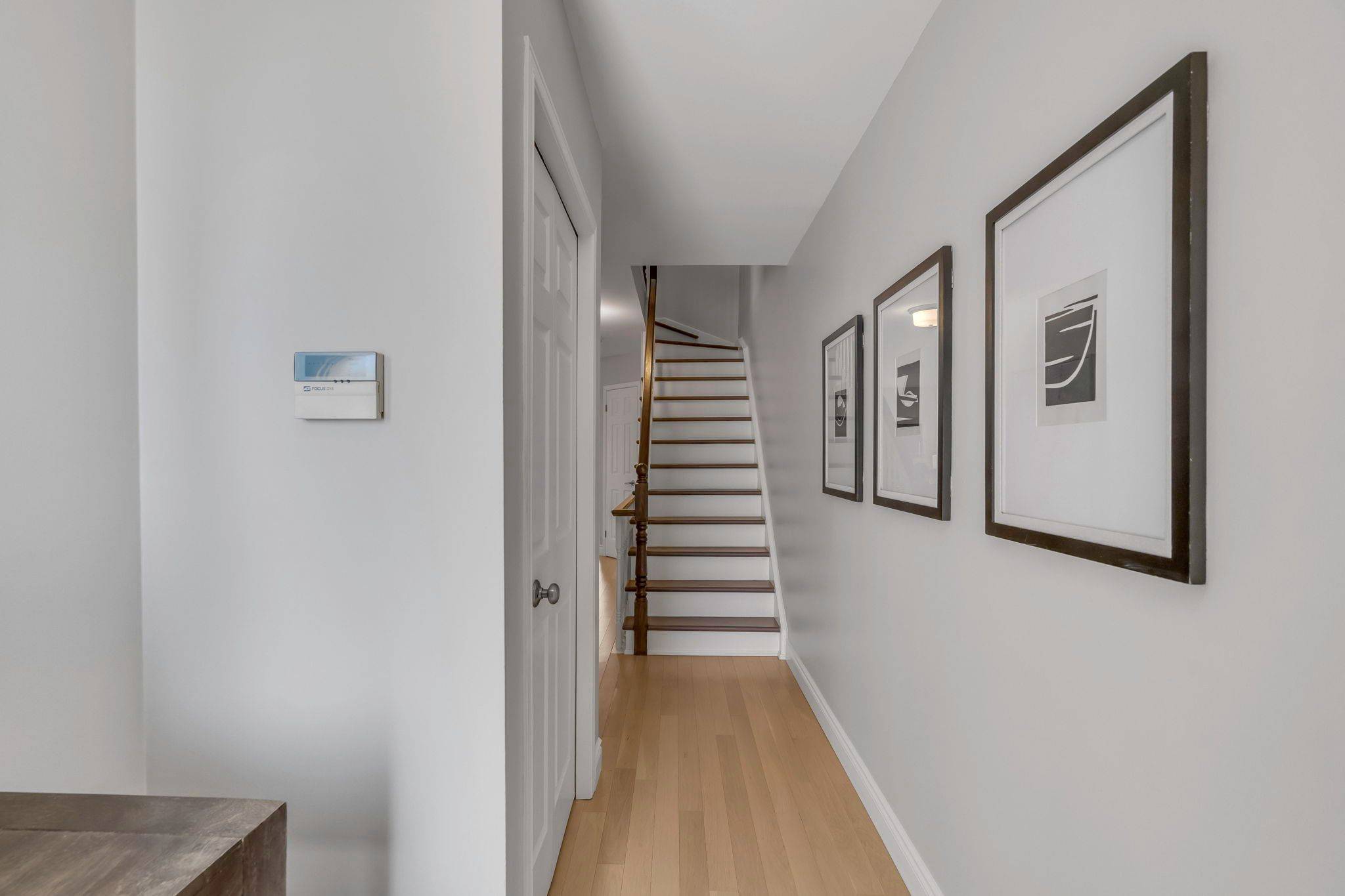 Burlington, ON L7M 4J7,2015 Cleaver AVE #26