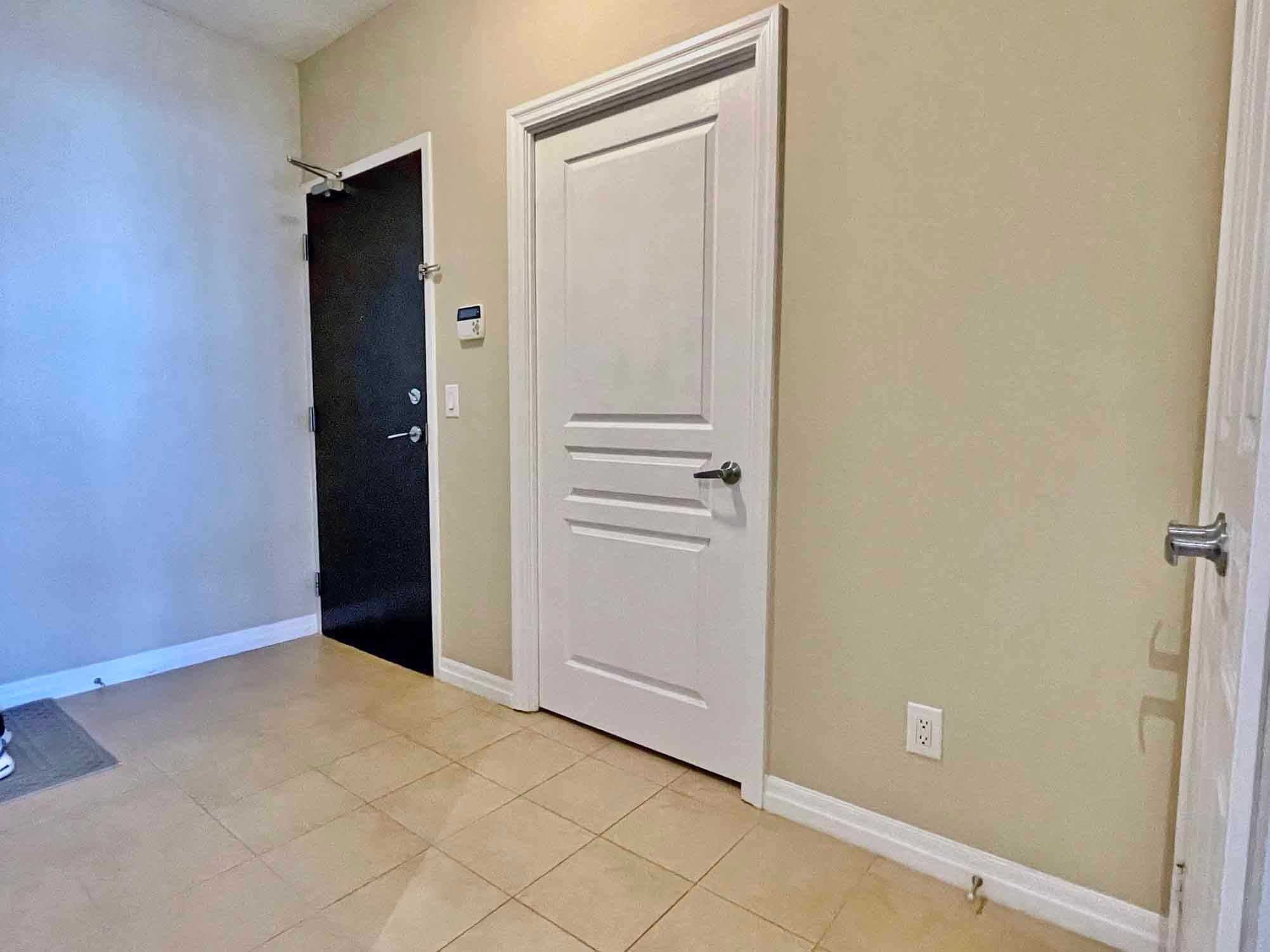 Mississauga, ON L5B 4P2,225 Webb DR #2205