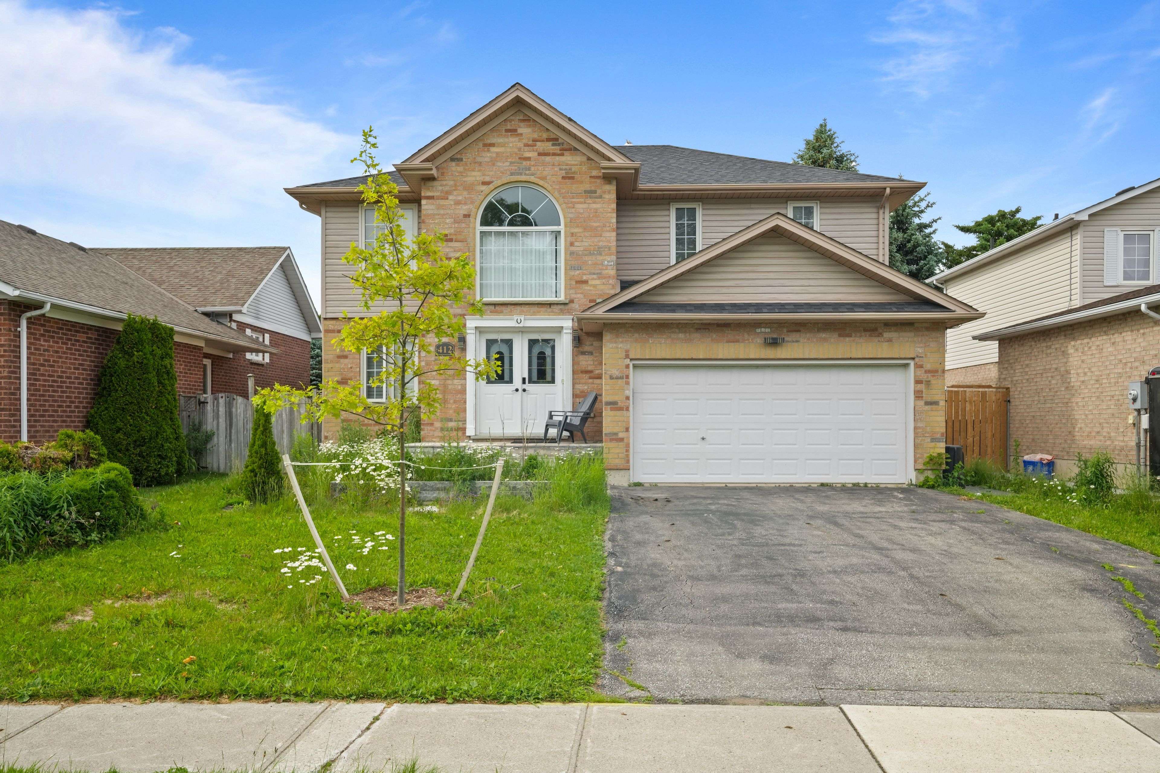 412 Olde Village LN, Shelburne, ON L9V 3A4
