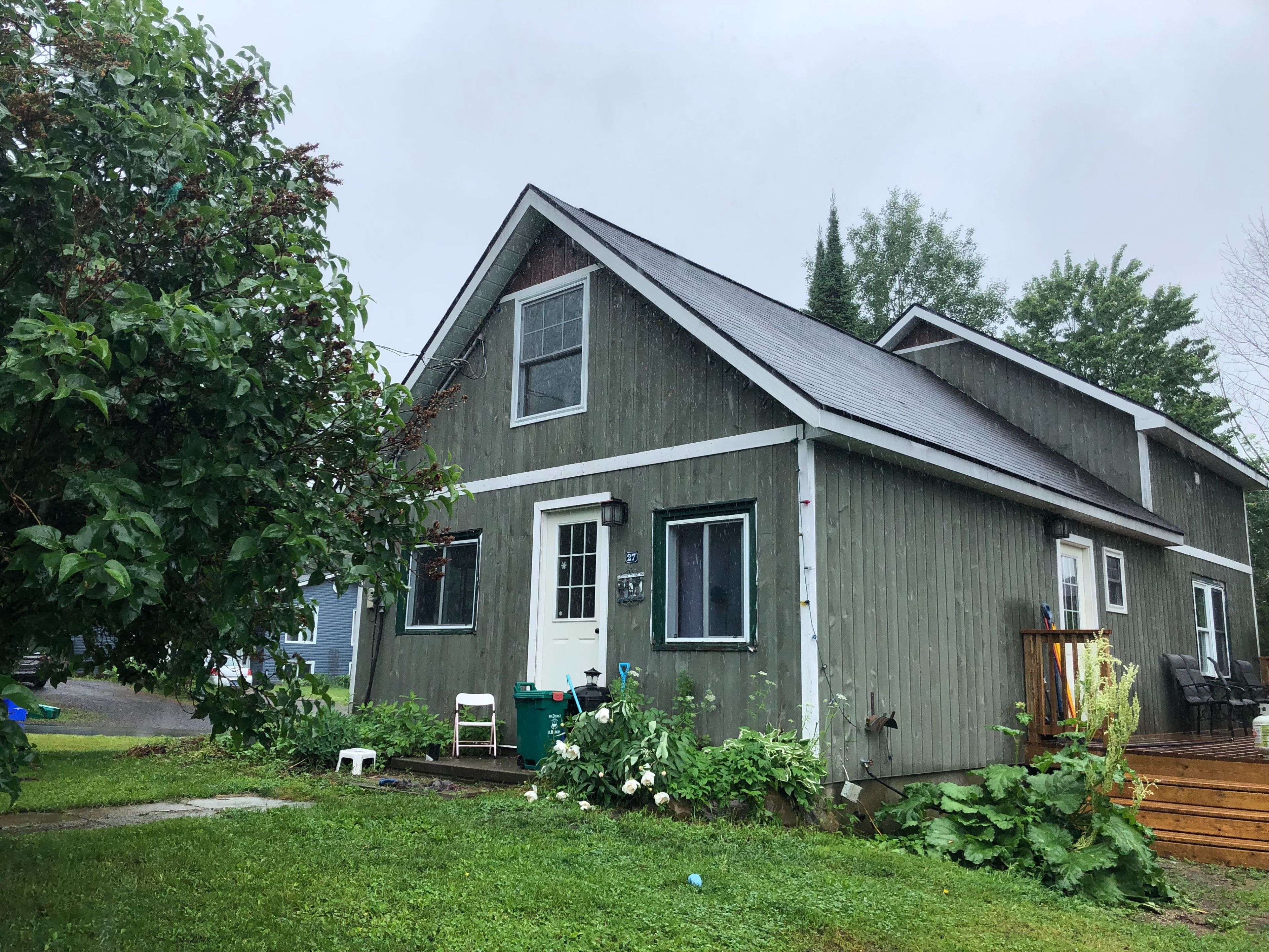 27 Henry ST, Huntsville, ON P1H 1V5