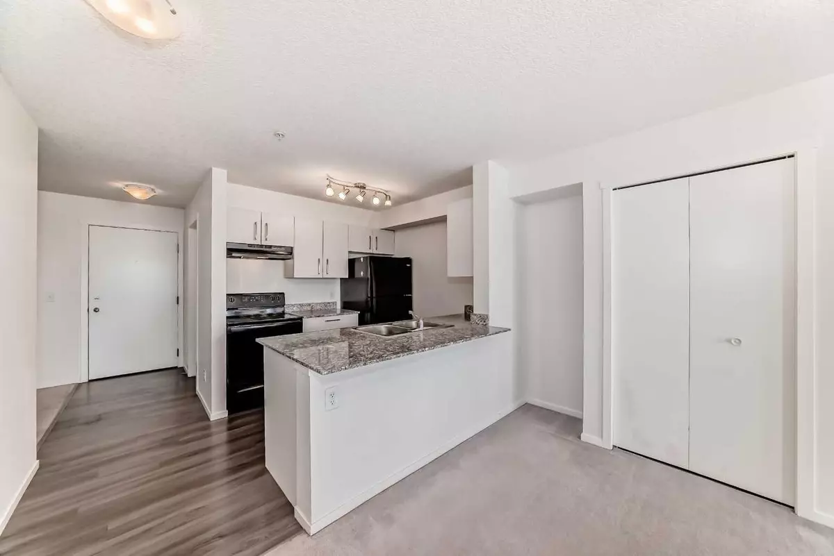 Calgary, AB T3N 1T3,4641 128 AVE NE #2503