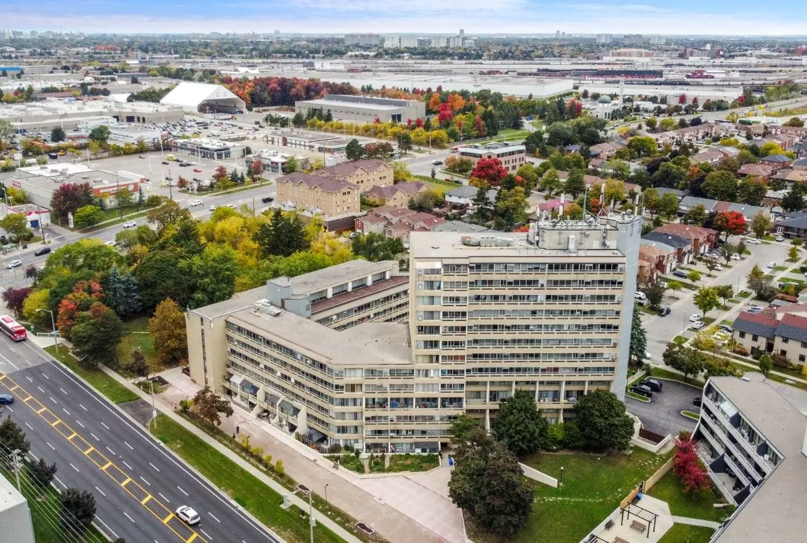 Toronto E11, ON M1B 2L3,5580 Sheppard AVE E #312