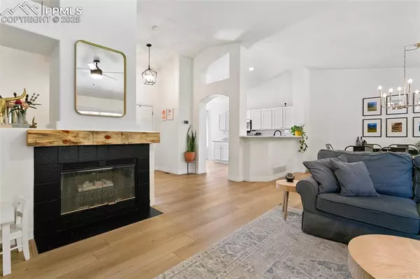 Colorado Springs, CO 80916,870 Aspenglow LN