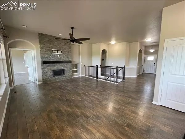 Colorado Springs, CO 80923,7174 Silver Buckle DR