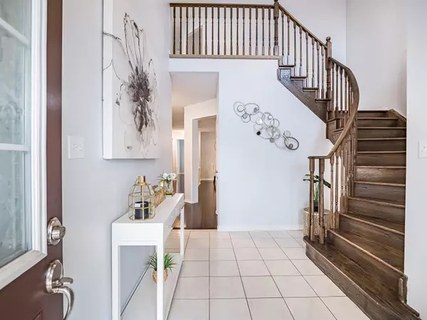 Oshawa, ON L1K 0R3,1867 Arborwood DR