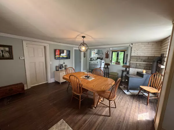 Stirling-rawdon, ON K0K 2M0,5404 Stirling Marmora RD