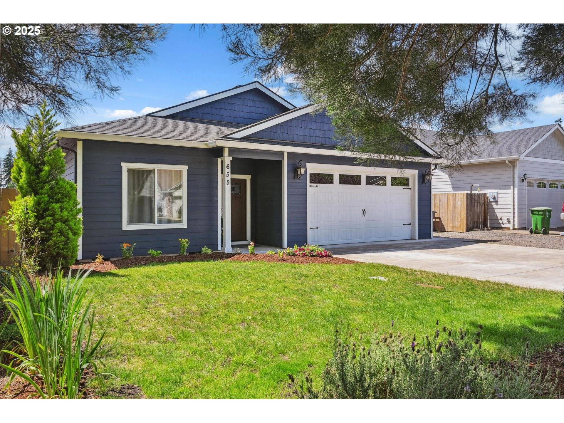 Silverton, OR 97381,655 SCHEMMEL LN