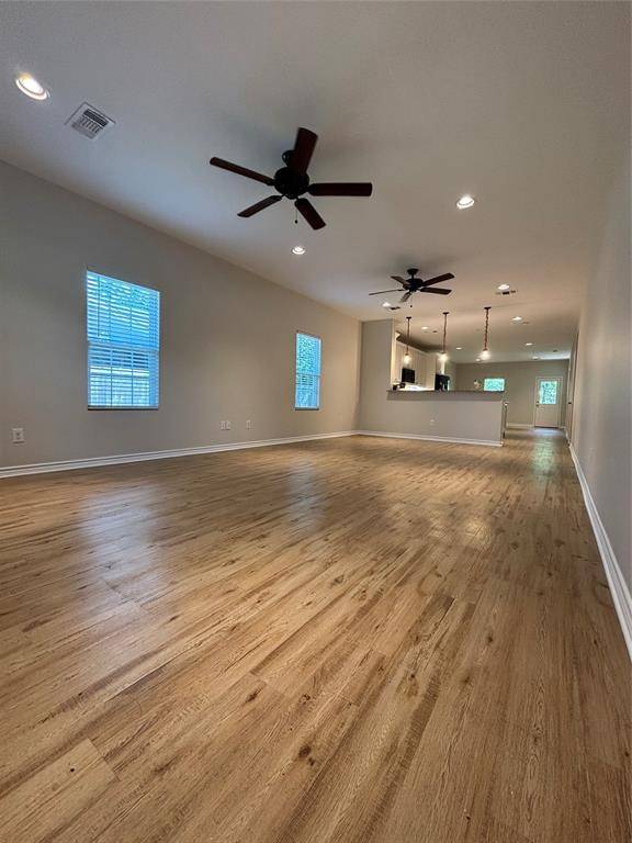 Terrell, TX 75160,109 W Damon Street