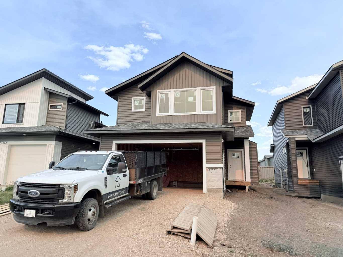 13309 105 ST, Grande Prairie, AB T8X 0W5