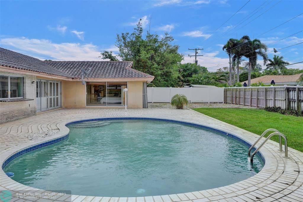 Fort Lauderdale, FL 33308,2626 NE 37th Dr