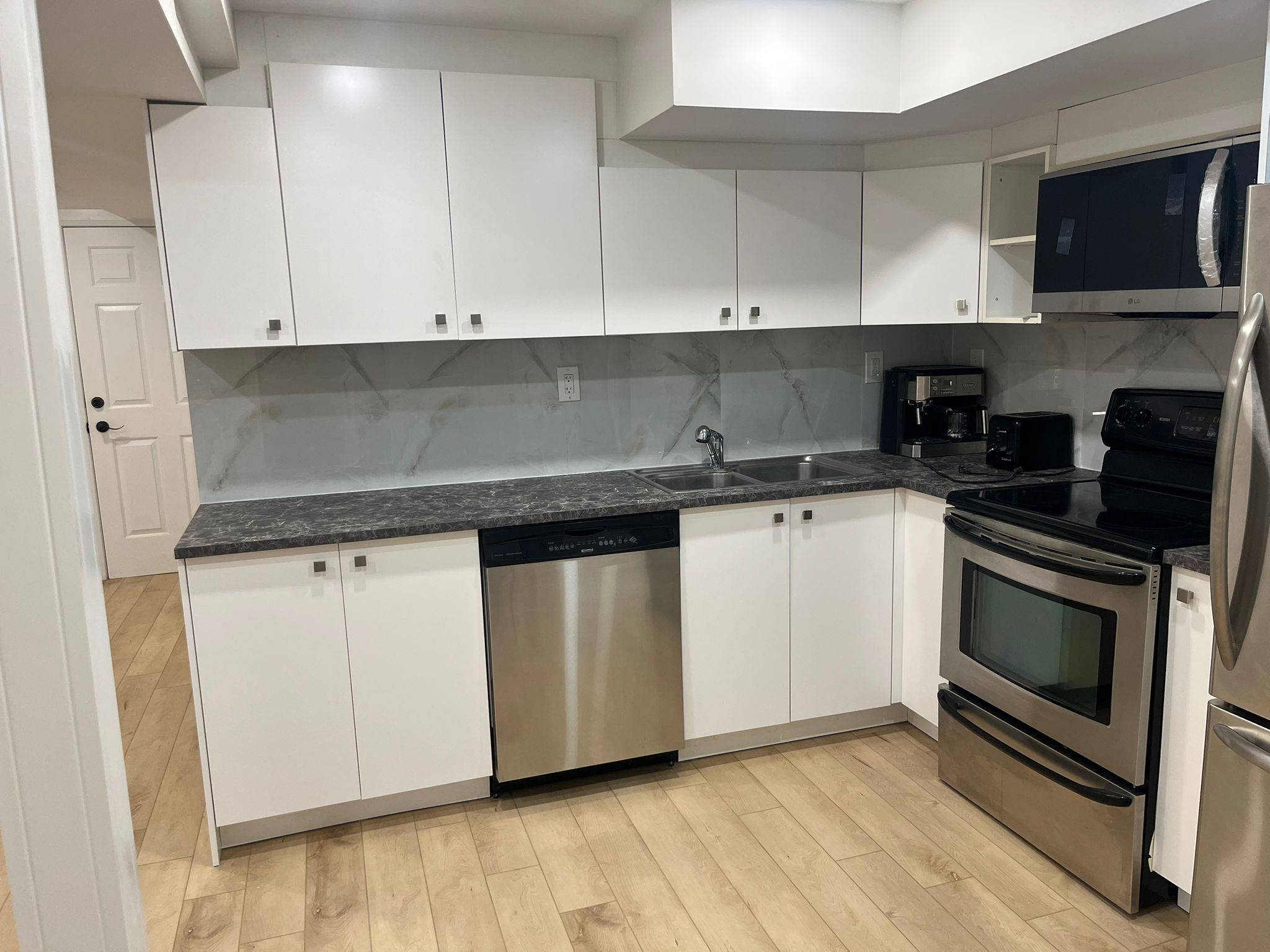 Richmond Hill, ON L4C 9P5,30 Gatcombe CIR #Unit A